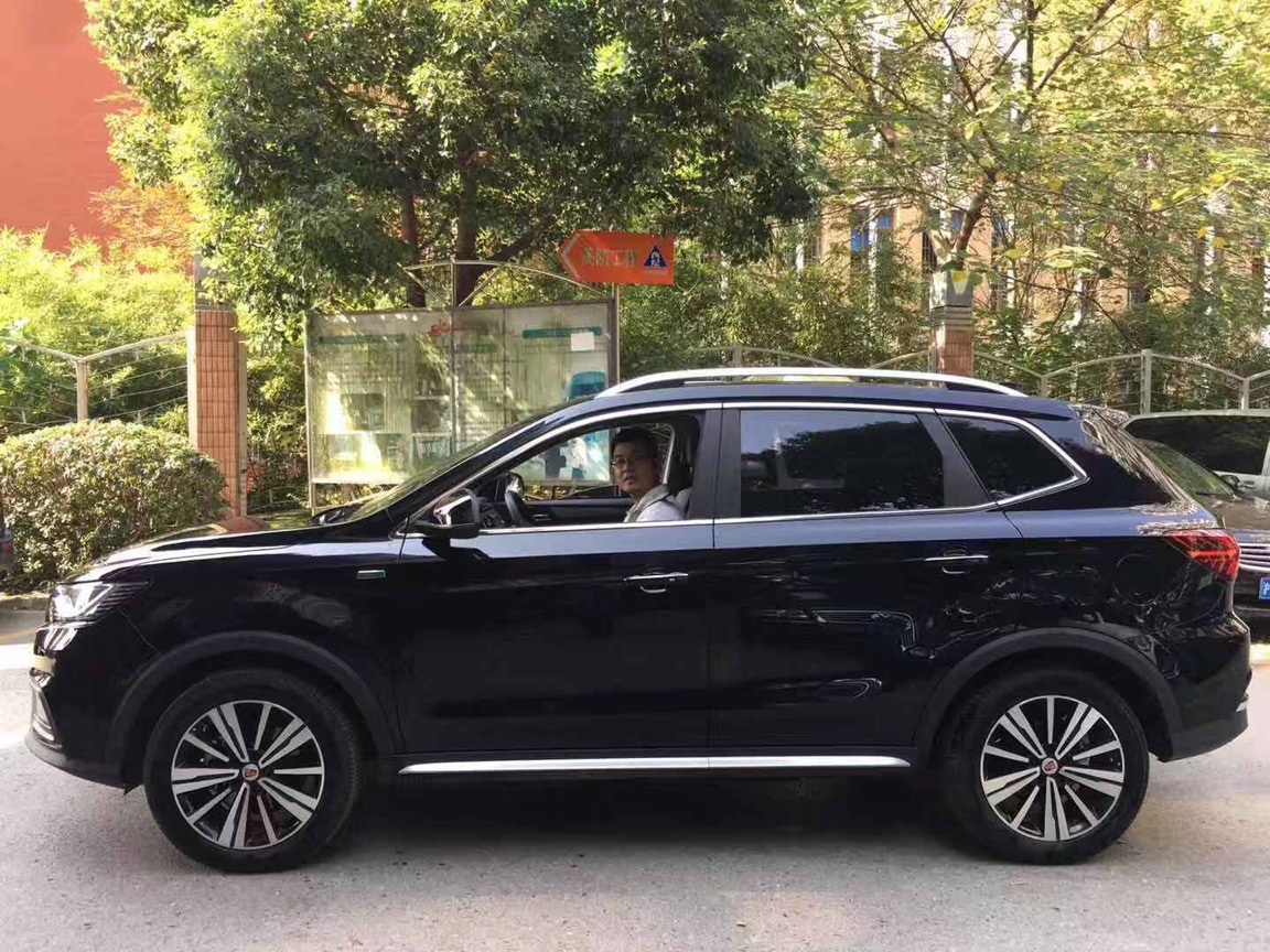 Rent of standard sedan/SUV with Driver in Shanghai in promotion [May ...